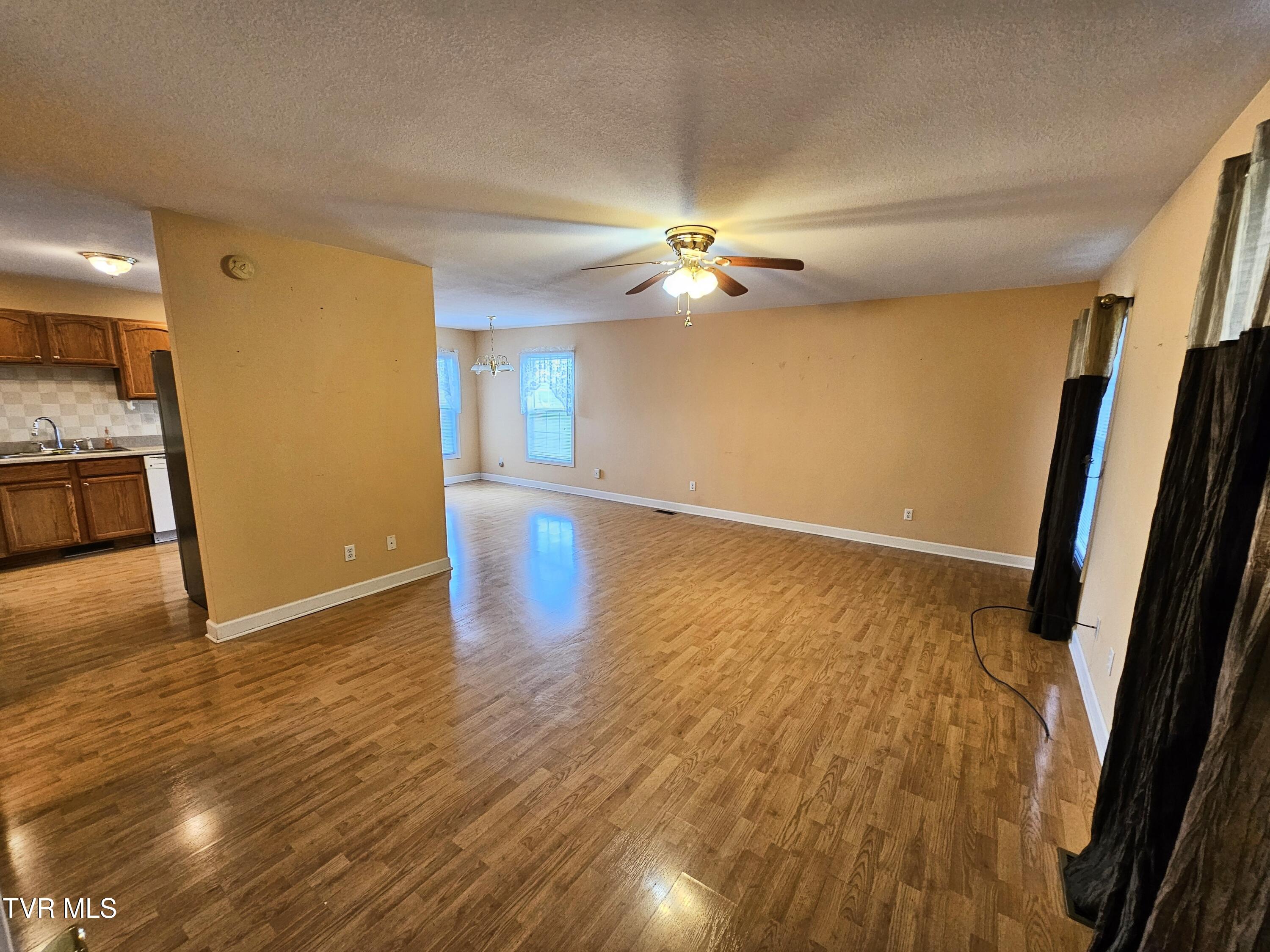 485 Ebenezer Loop Chuckey, TN 37641 - Photo 8 of 30 20250411_111216 1