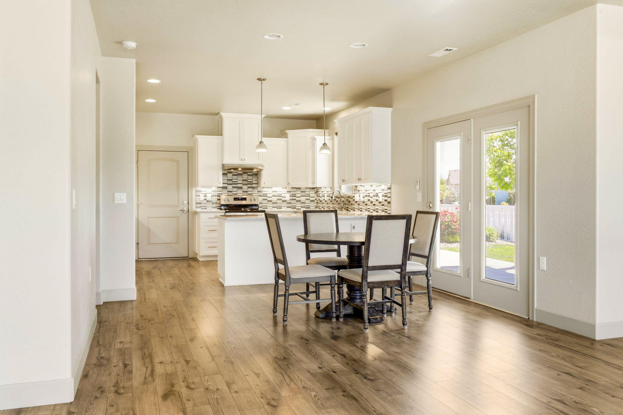 1502 River Run Street Central Point, OR 97502 - Photo 14 of 41