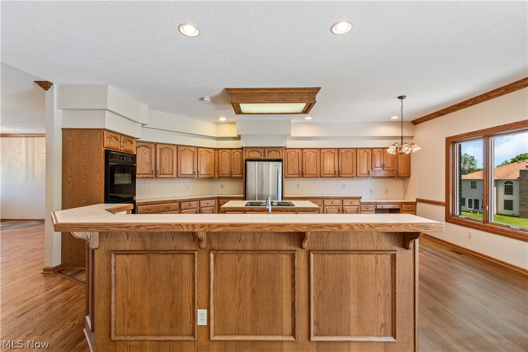 1656 Ridgecliff Circle Northeast Canton, OH 44721 - Photo 5 of 34 Gallery Image 5
