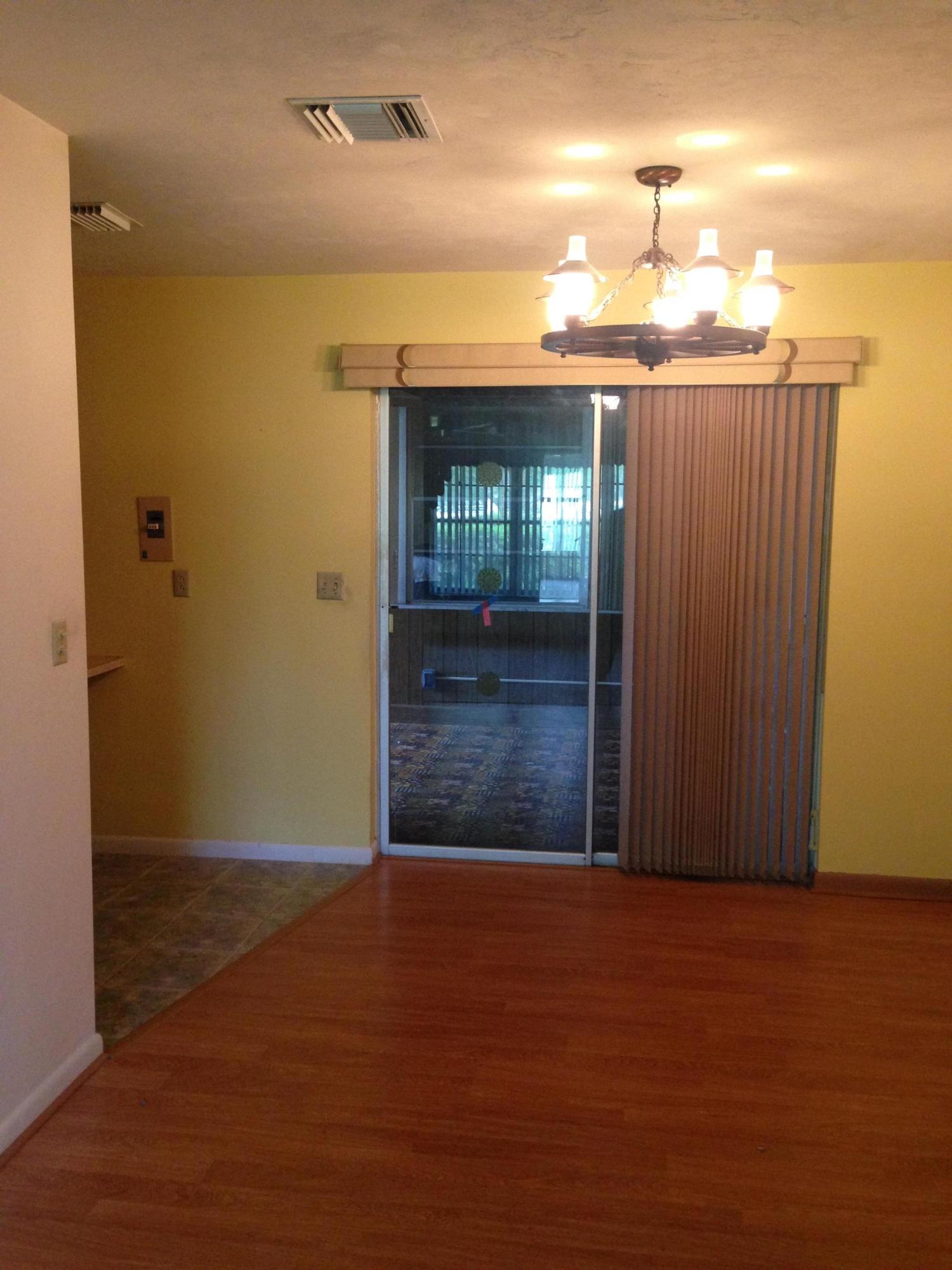 437 West Rambling Drive Wellington, FL 33414 - Photo 14 of 23 IMG_7032