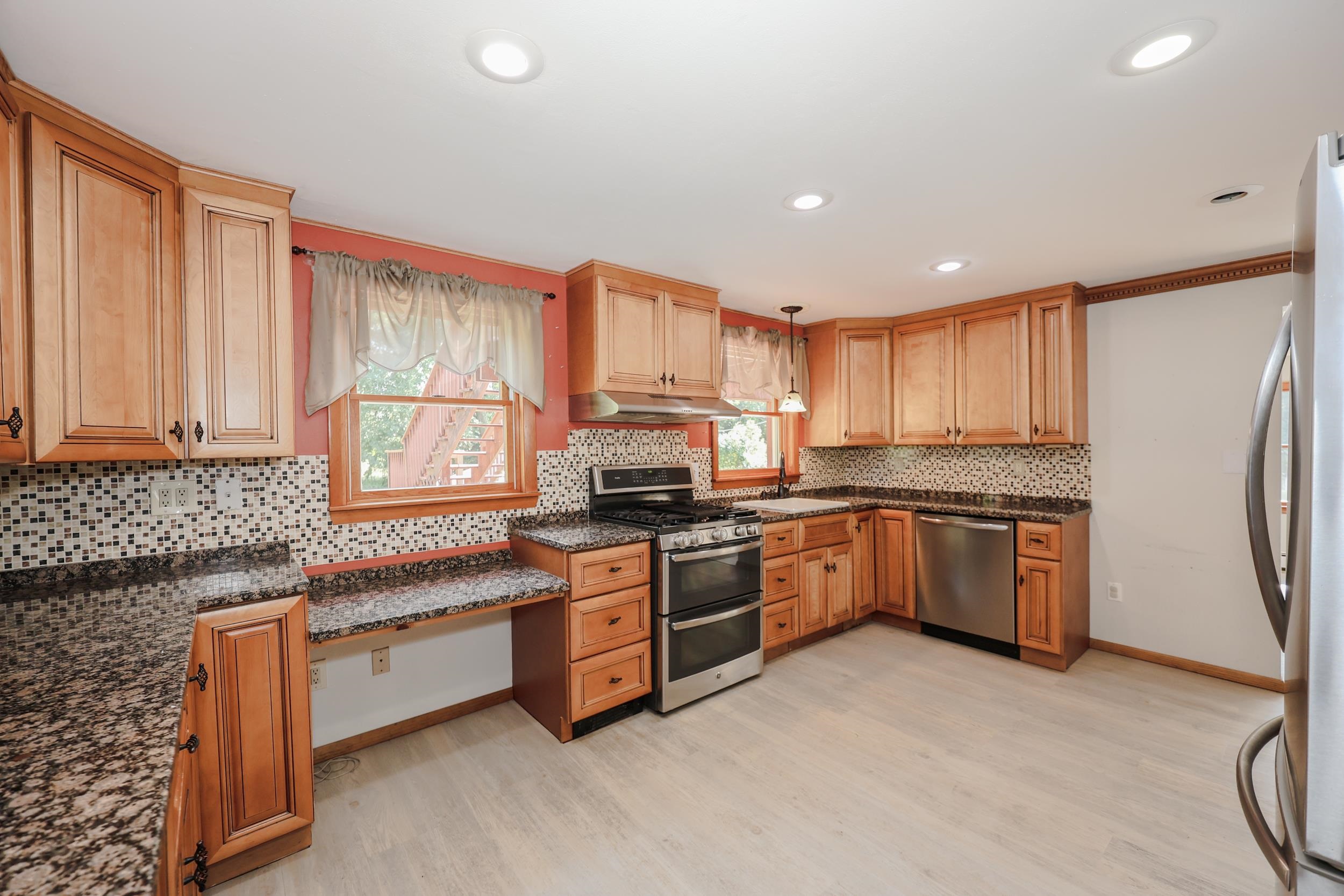 1 Gumpas Hill Road Pelham, NH 03076 - Photo 4 of 56 Gallery Image 4