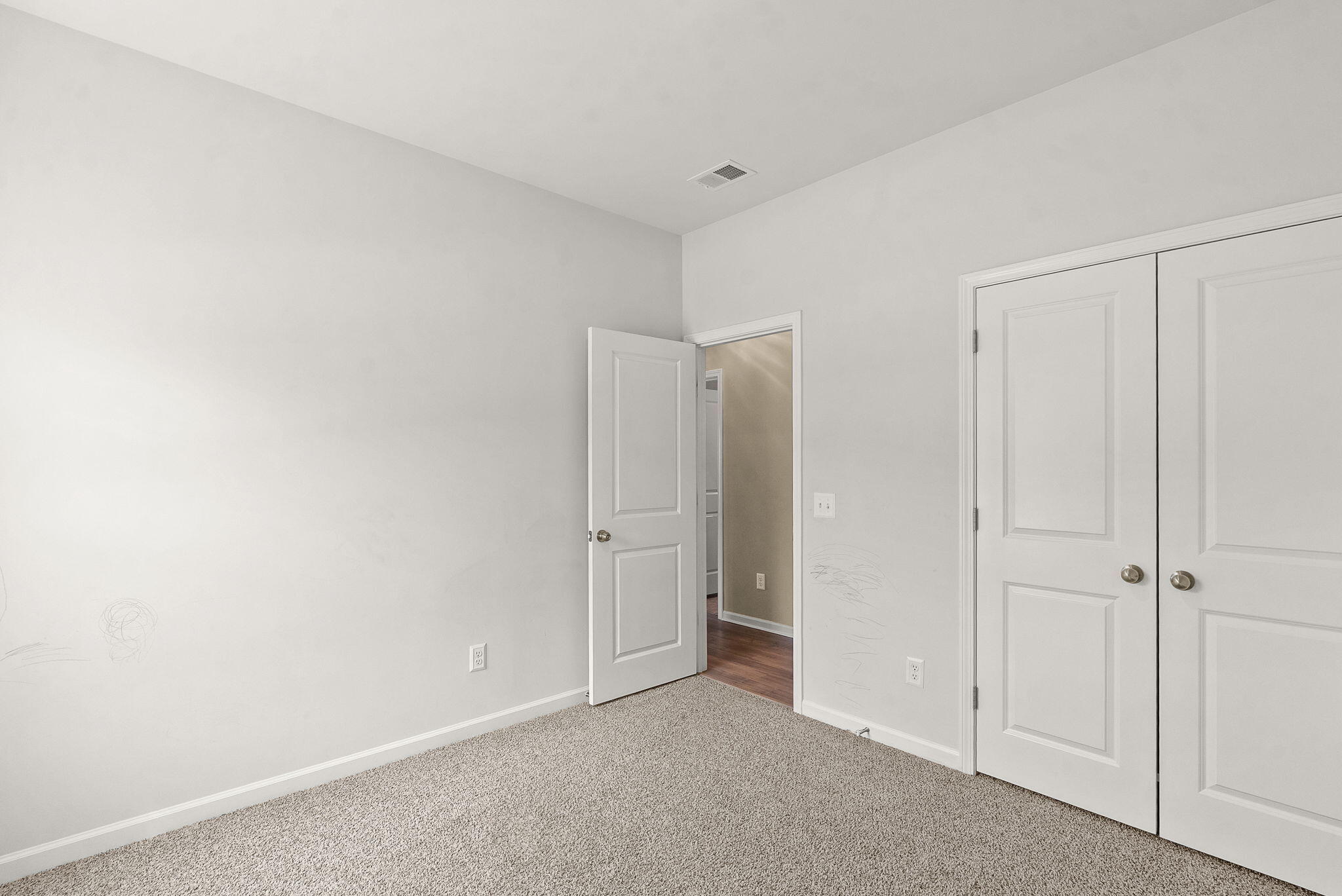477 Spanish Wells Road Summerville, SC 29486 - Photo 23 of 32 23-web-or-mls-Barclay Media Co. -23