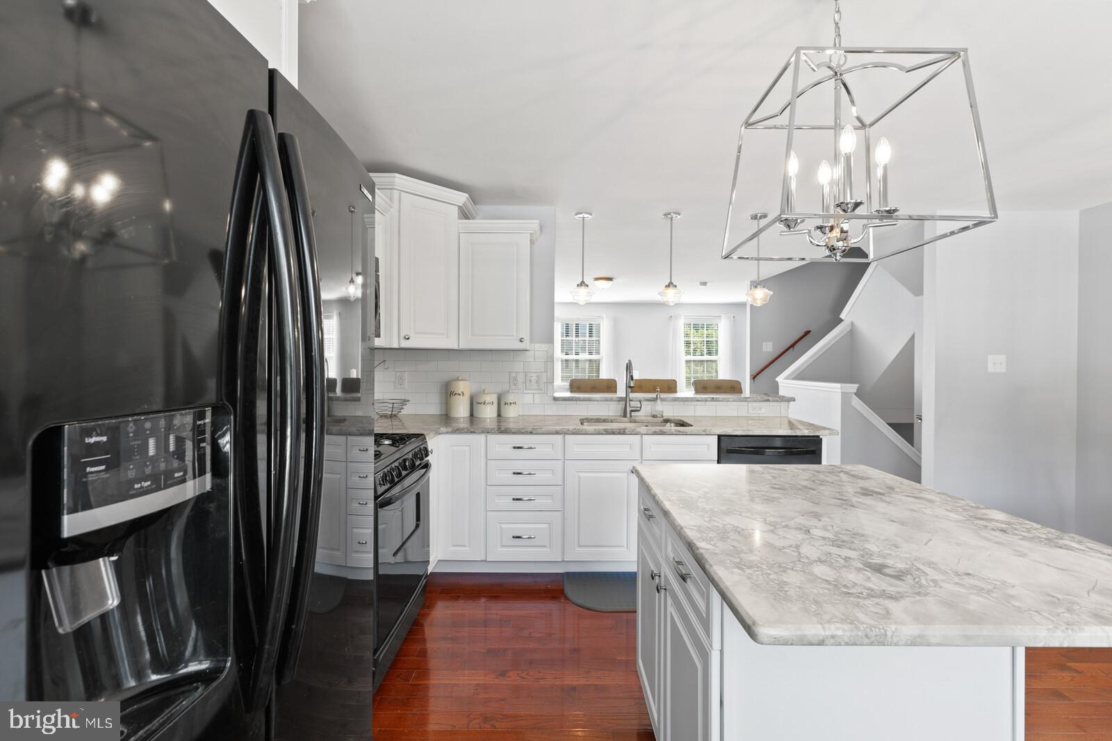 3 Nicole Court Deptford, NJ 08096 - Photo 6 of 29