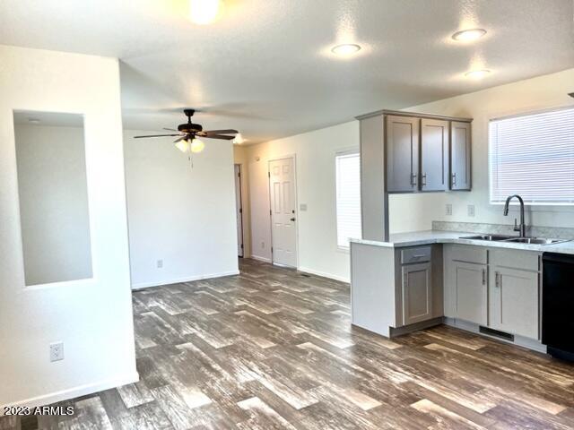 701 South Dobson Road, Unit 153 Mesa, AZ 85202 - Photo 4 of 36 LIVING AREA VIEW 153