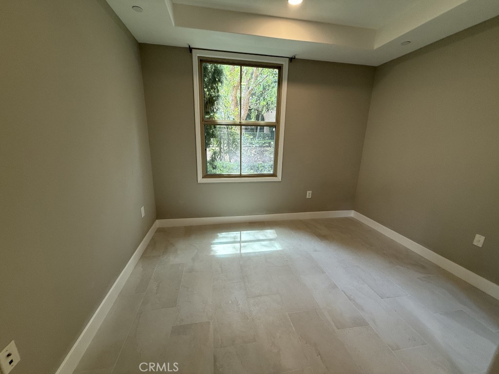 122 Overbrook Irvine, CA 92620 - Photo 11 of 17 Second Bedroom