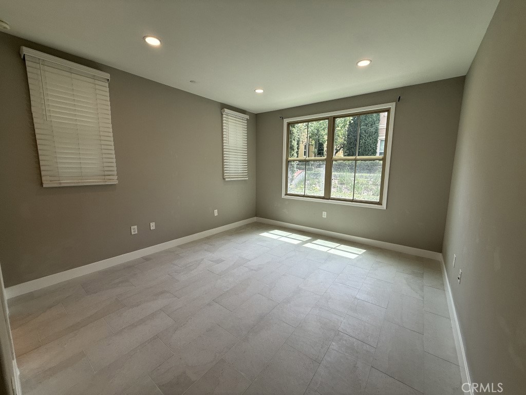 122 Overbrook Irvine, CA 92620 - Photo 7 of 17 Master Bedroom