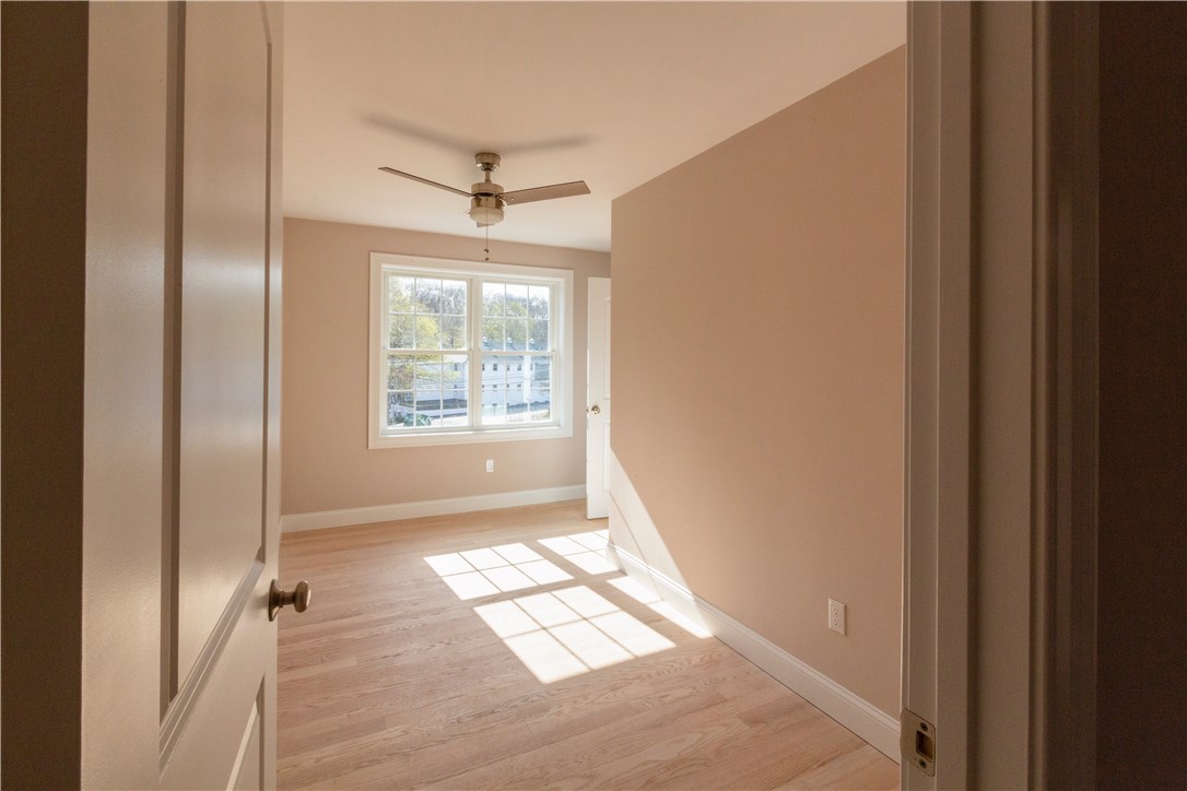 333 Old River Road Lincoln, RI 02838 - Photo 15 of 20