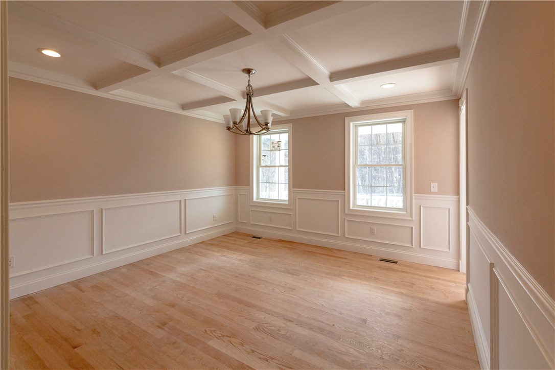 333 Old River Road Lincoln, RI 02838 - Photo 5 of 20