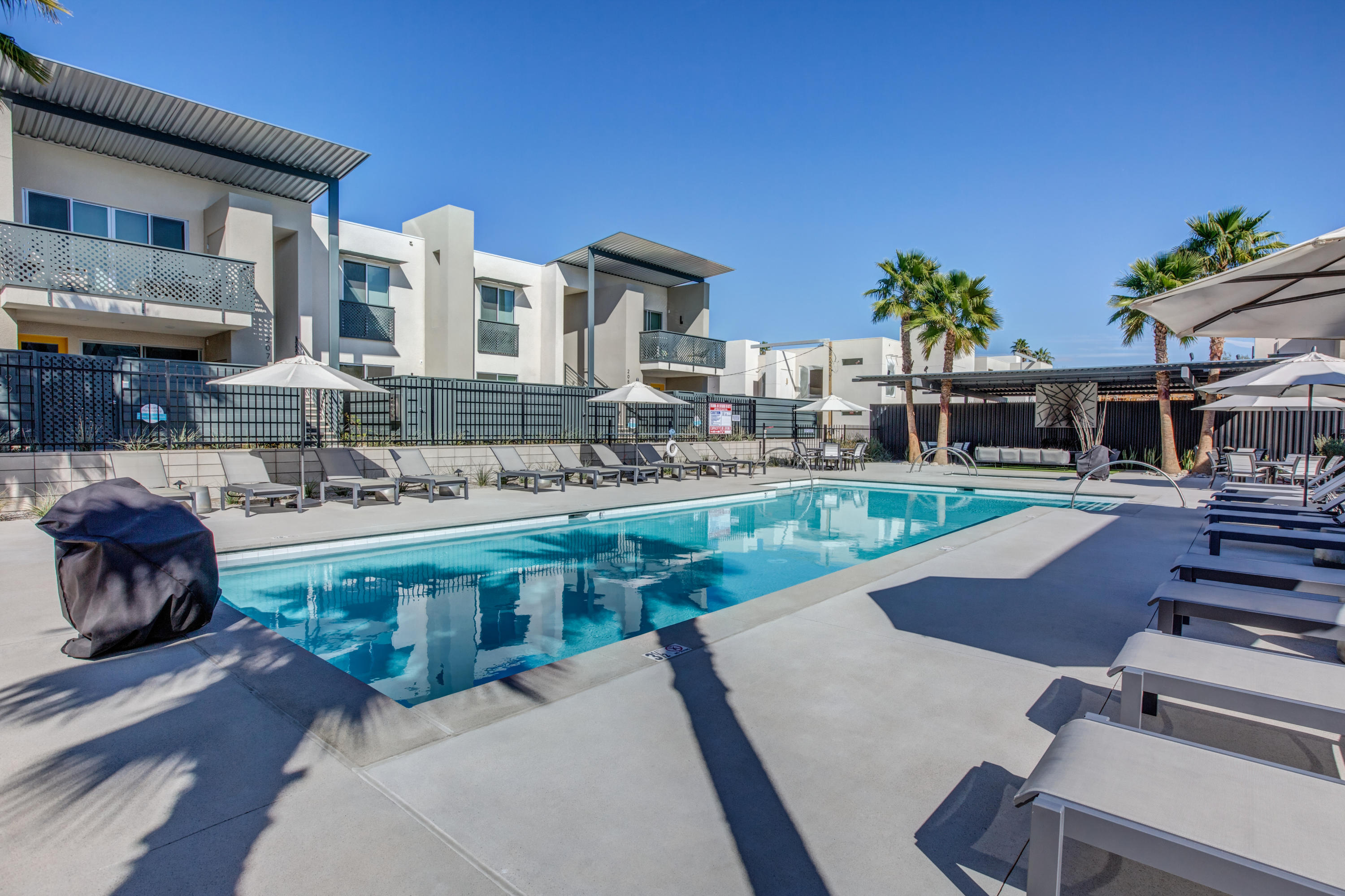 160 The Riv Palm Springs, CA 92262 - Photo 24 of 32 26