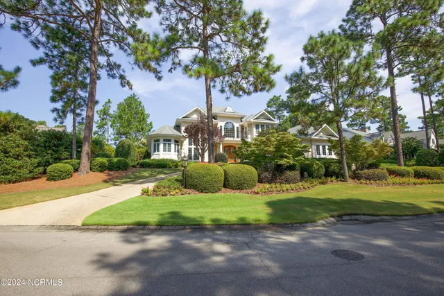 $1,895,000 | 119 St Mellions Court, Pinehurst, NC 28374