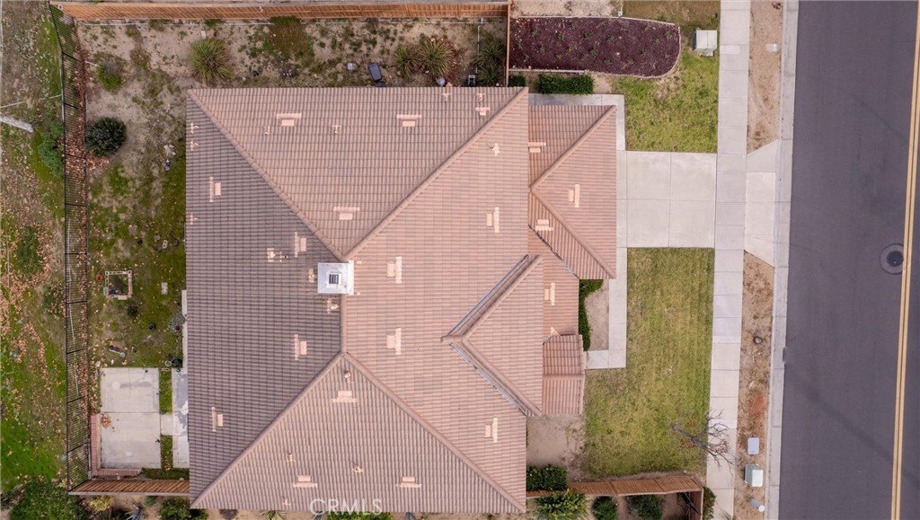 17191 Greentree Drive Riverside, CA 92503 - Photo 50 of 53 an aerial view of a house with a yard