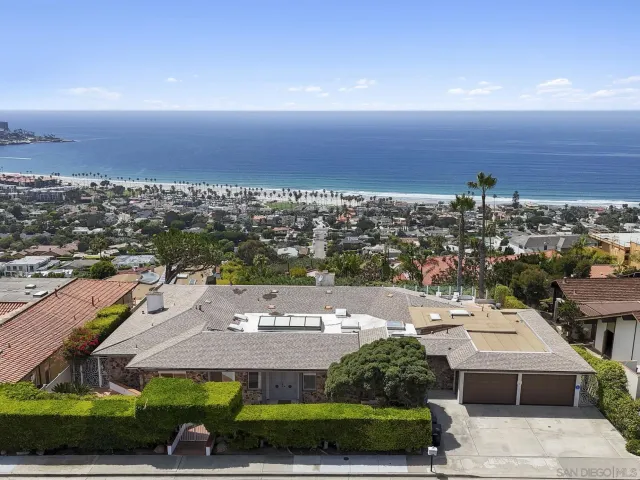 $8,295,000 | 8390 Prestwick Drive, La Jolla, CA 92037