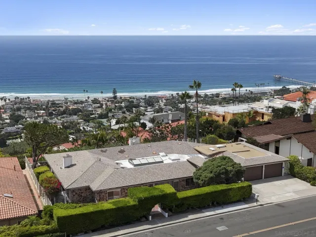 $8,295,000 | 8390 Prestwick Drive, La Jolla, CA 92037