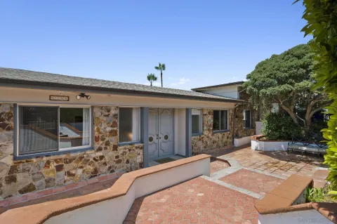 $8,295,000 | 8390 Prestwick Drive, La Jolla, CA 92037