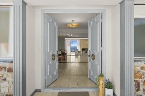 $8,295,000 | 8390 Prestwick Drive, La Jolla, CA 92037