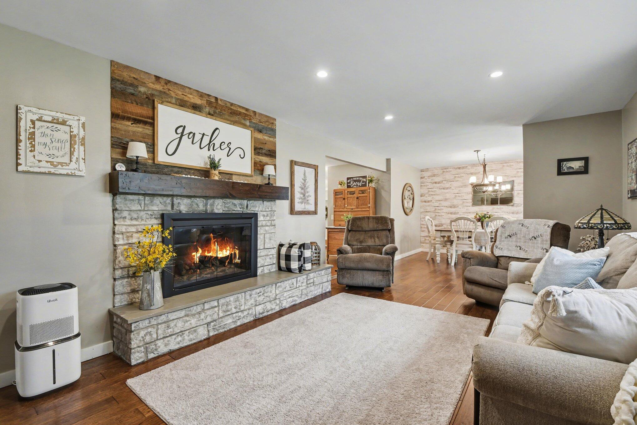 254 Ridgewood Court Ionia, MI 48846 - Photo 5 of 20 006_file_8218