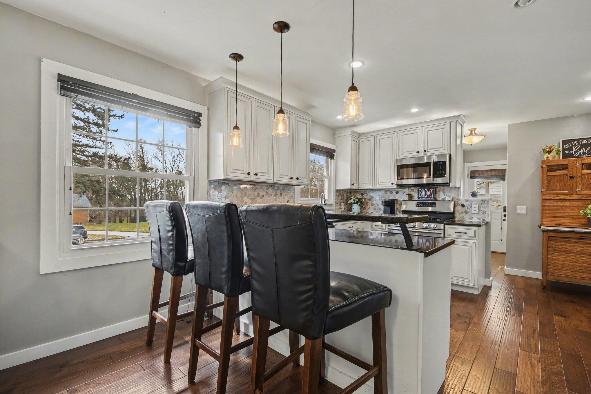 254 Ridgewood Court Ionia, MI 48846 - Photo 7 of 20 008_file_7590