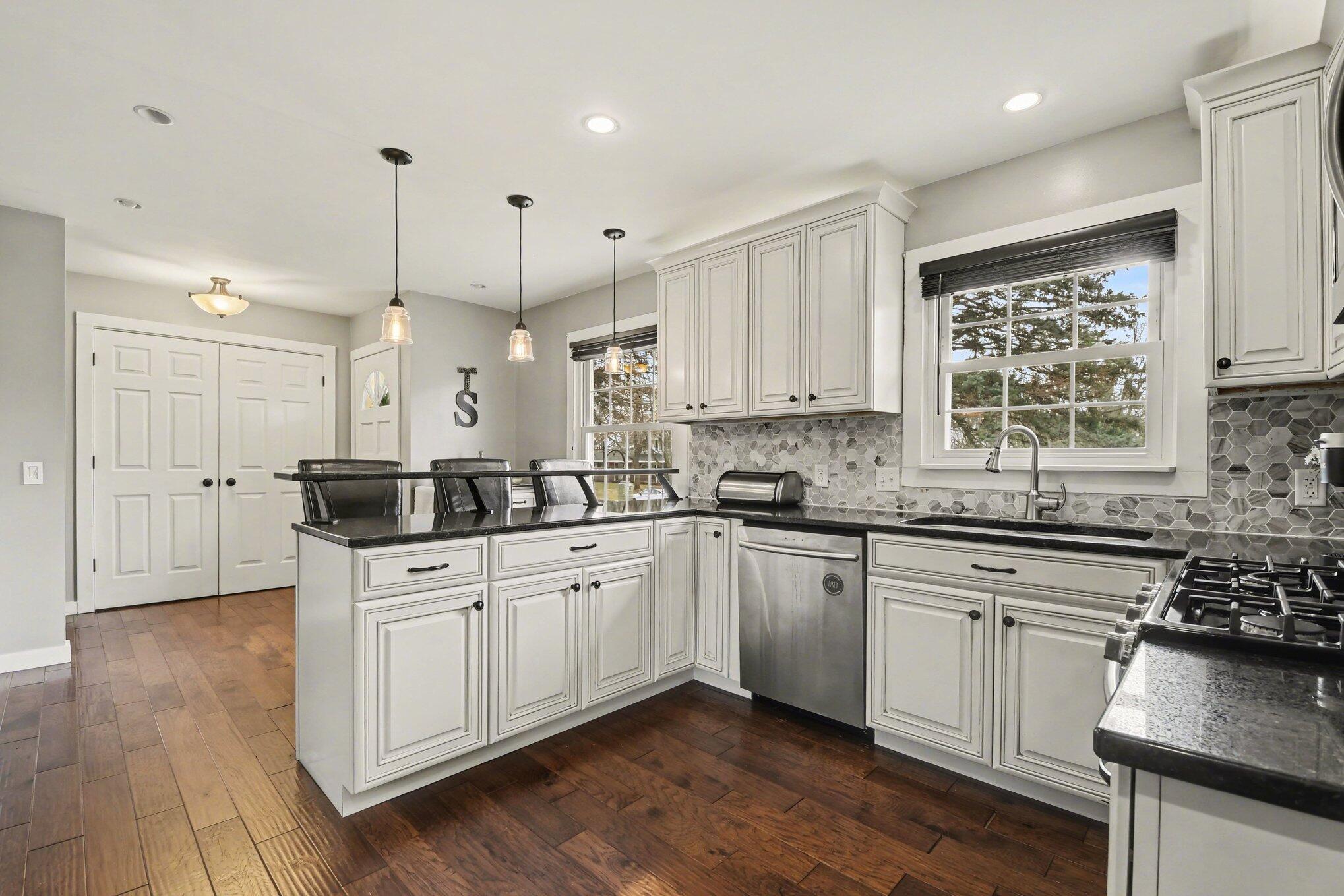 254 Ridgewood Court Ionia, MI 48846 - Photo 8 of 20 009_file_4705