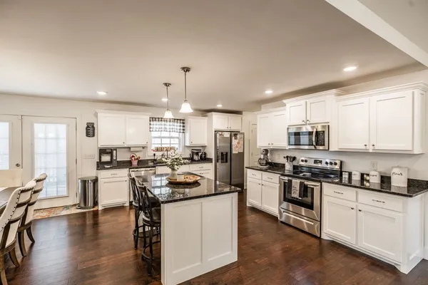 $349,900 | 1007 Smiley Troutt Road, Bethpage, TN 37022