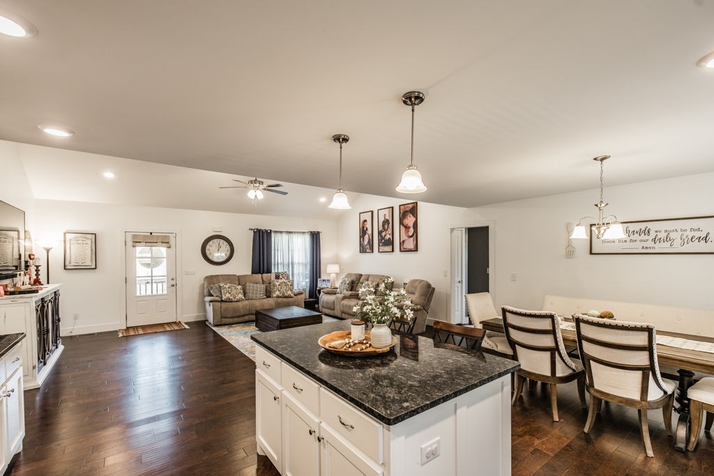 1007 Smiley Troutt Road Bethpage, TN 37022 - Photo 5 of 24