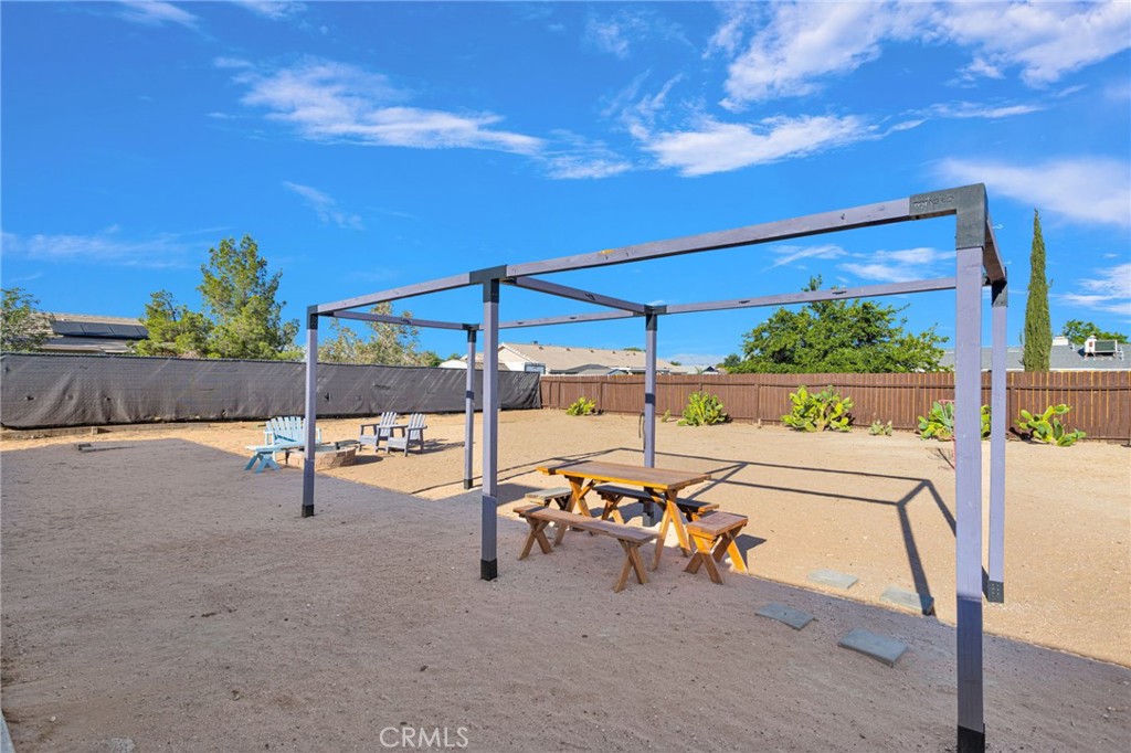 12696 Kiowa Road Apple Valley, CA 92308 - Photo 28 of 42