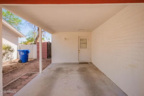 a view of a garage