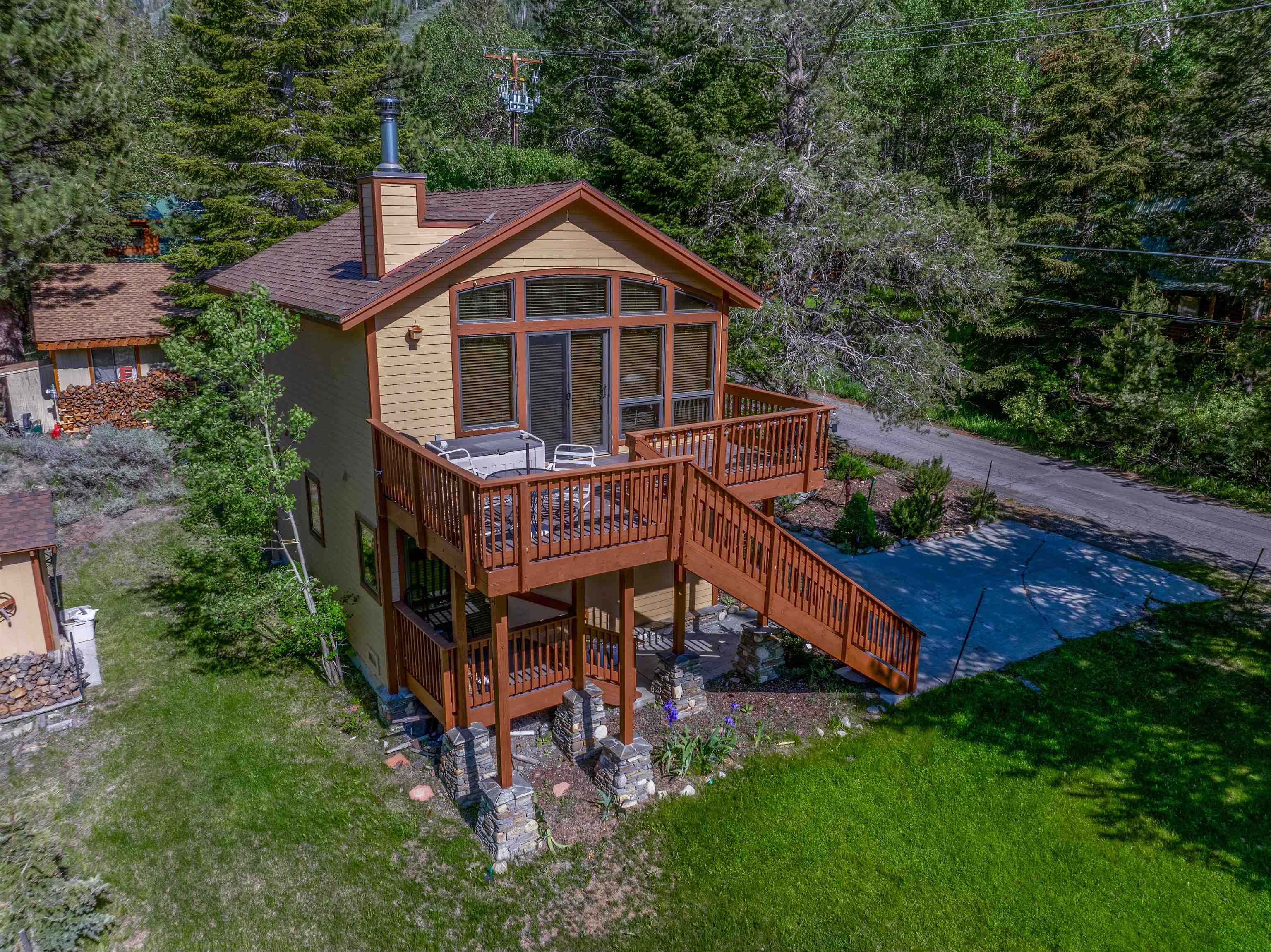 739 Minaret Road June Lake, CA 93529 - Photo 2 of 48 Gallery Image 2
