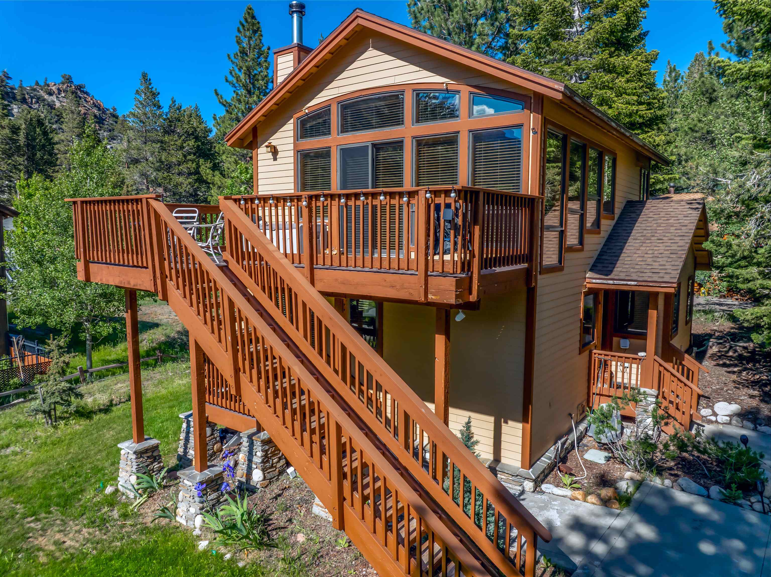 739 Minaret Road June Lake, CA 93529 - Photo 41 of 48 Gallery Image 41