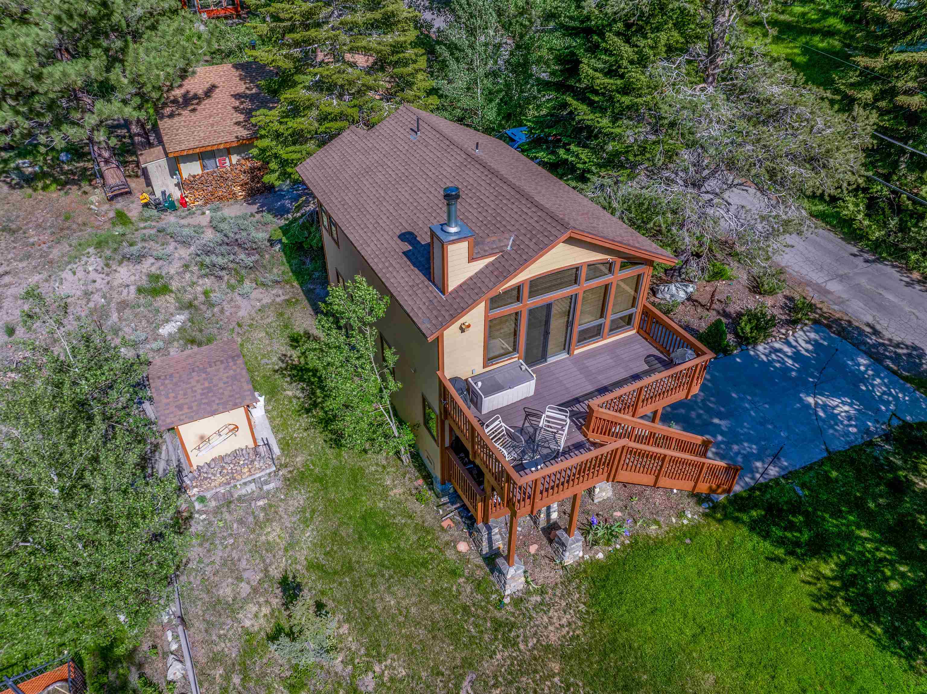 739 Minaret Road June Lake, CA 93529 - Photo 9 of 48 Gallery Image 9