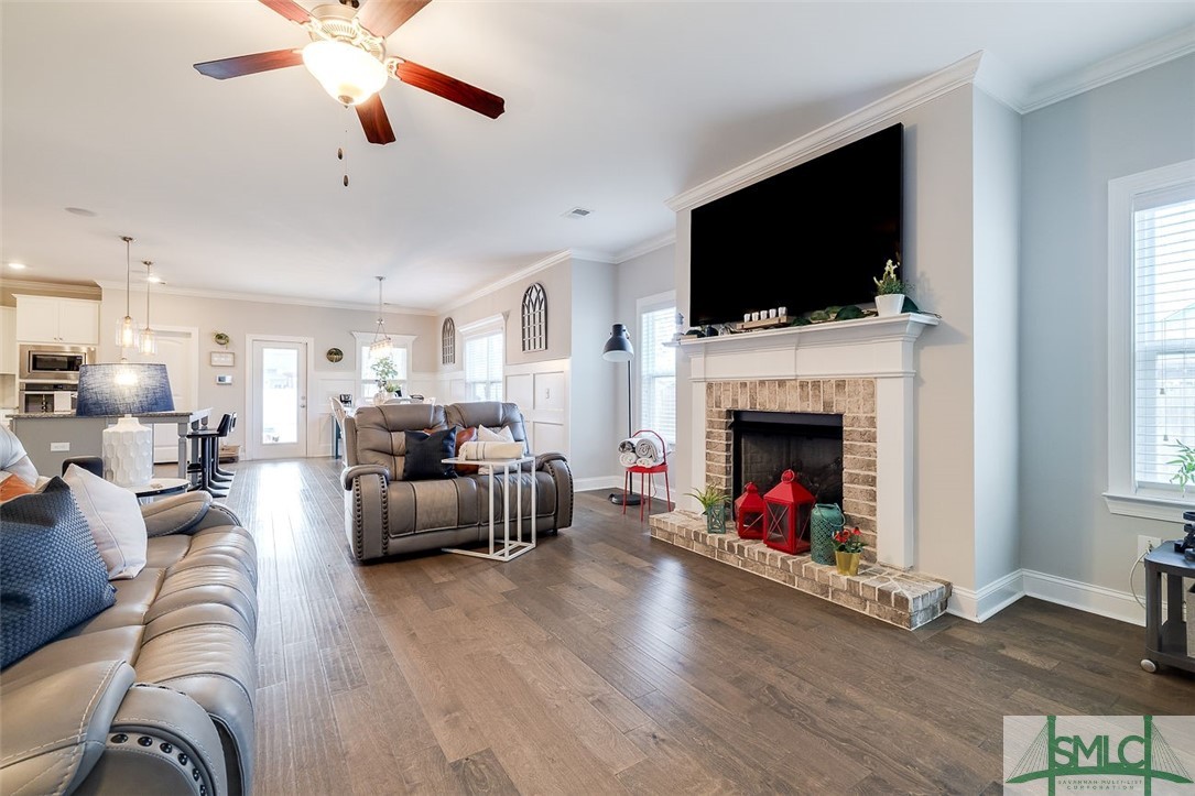106 Henry Court Rincon, GA 31326 - Photo 8 of 45 Great Room with tons of natural light