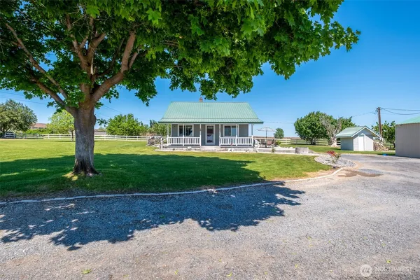$799,000 | 18253 Rd B Northwest, Soap Lake, WA 98851