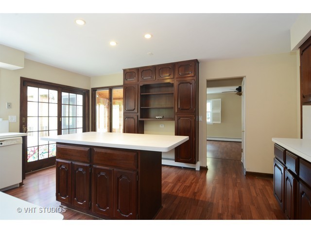 287 Fox Harbor Road Trout Valley, IL 60013 - Photo 3 of 15