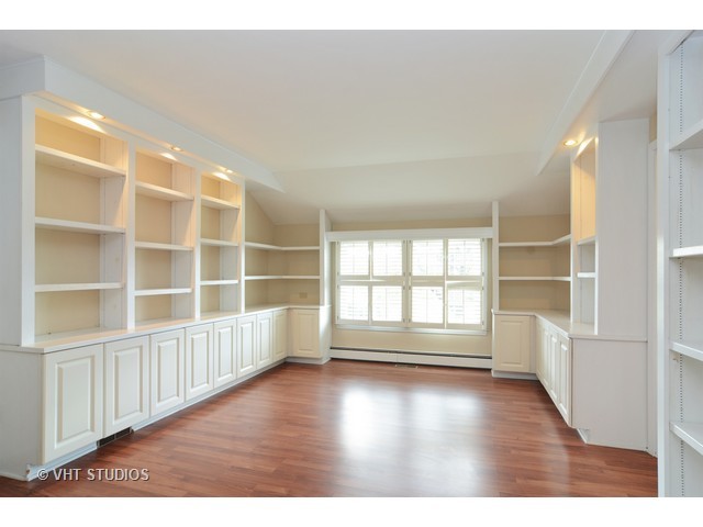 287 Fox Harbor Road Trout Valley, IL 60013 - Photo 6 of 15