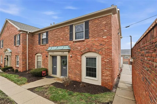 $219,000 | 130 Jamestown Court, Pittsburgh, PA 15216