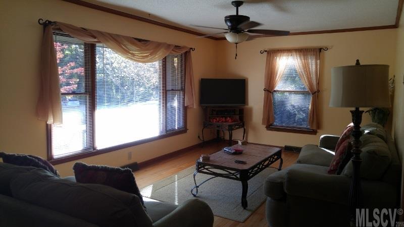 612 4th Street Southwest Conover, NC 28613 - Photo 2 of 25 Gallery Image 2