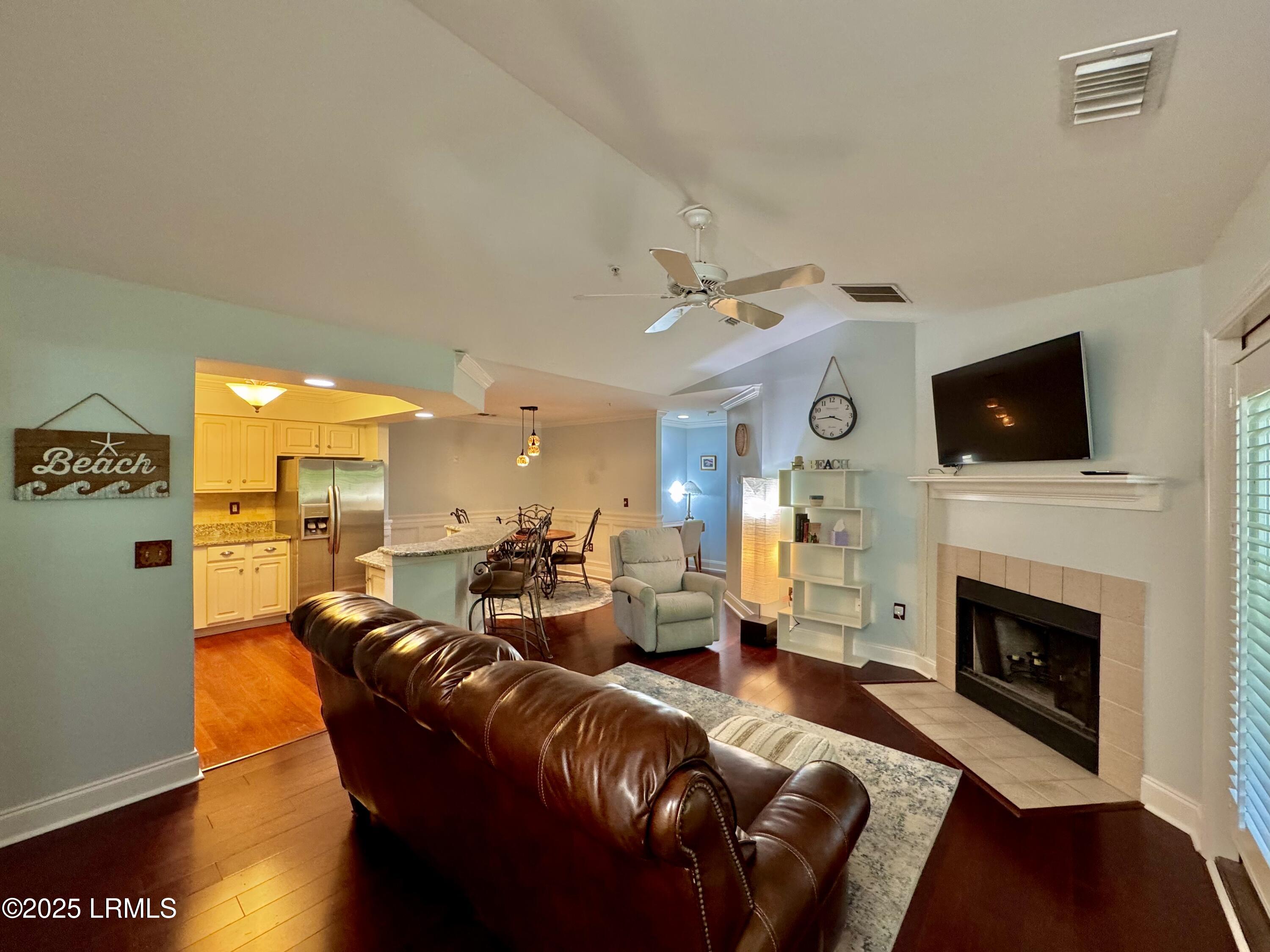 380 Marshland Road, Unit J38 Hilton Head Island, SC 29926 - Photo 2 of 37 IMG_6675