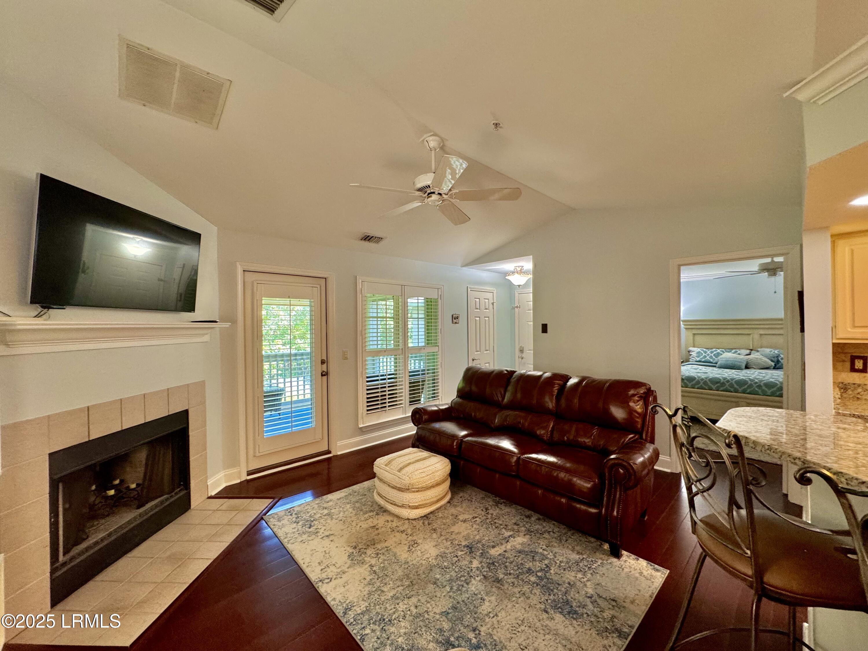 380 Marshland Road, Unit J38 Hilton Head Island, SC 29926 - Photo 3 of 37 IMG_6676