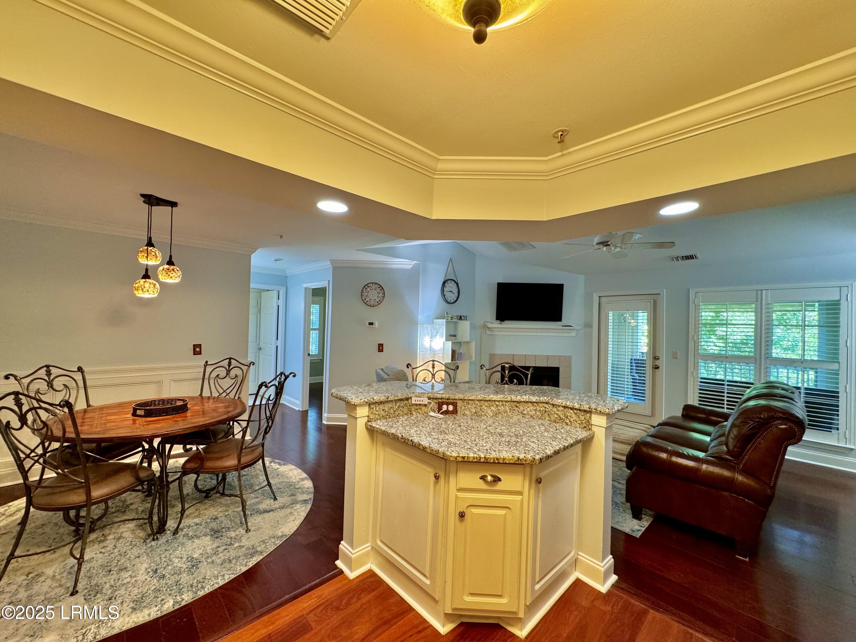 380 Marshland Road, Unit J38 Hilton Head Island, SC 29926 - Photo 8 of 37 IMG_6683