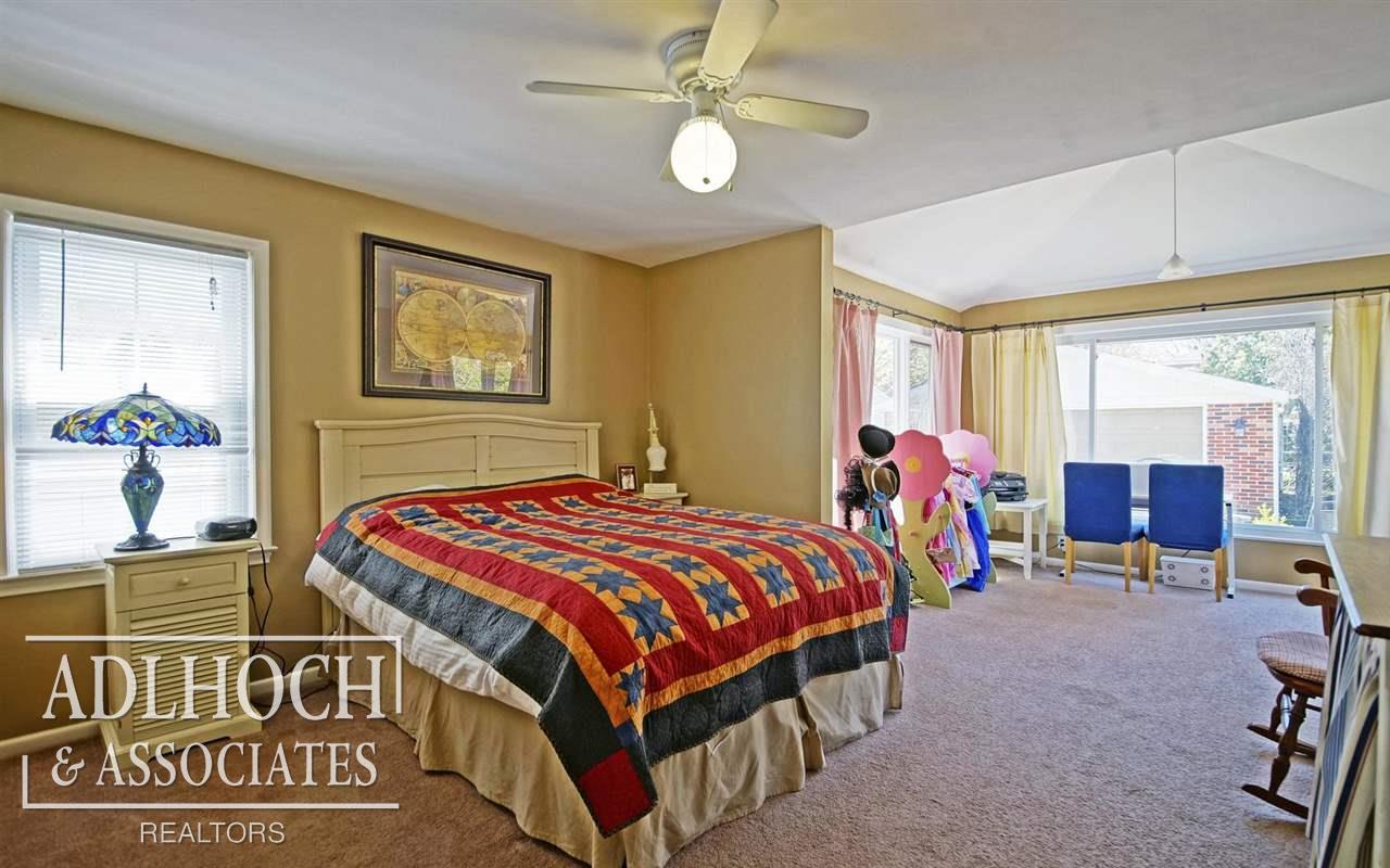 307 Ridgemont Road Grosse Pointe Farms, MI 48236 - Photo 9 of 25