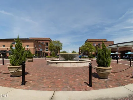 $1,025,000 | 205 Park Bluff Drive, Chapel Hill, NC 27517