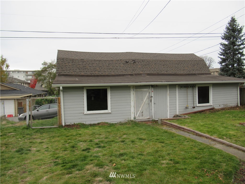 3310 Rockefeller Avenue Everett, WA 98201 - Photo 12 of 17