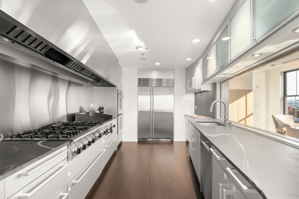 9 West Broadway, Unit 618 Boston, MA 02127 - Photo 8 of 25