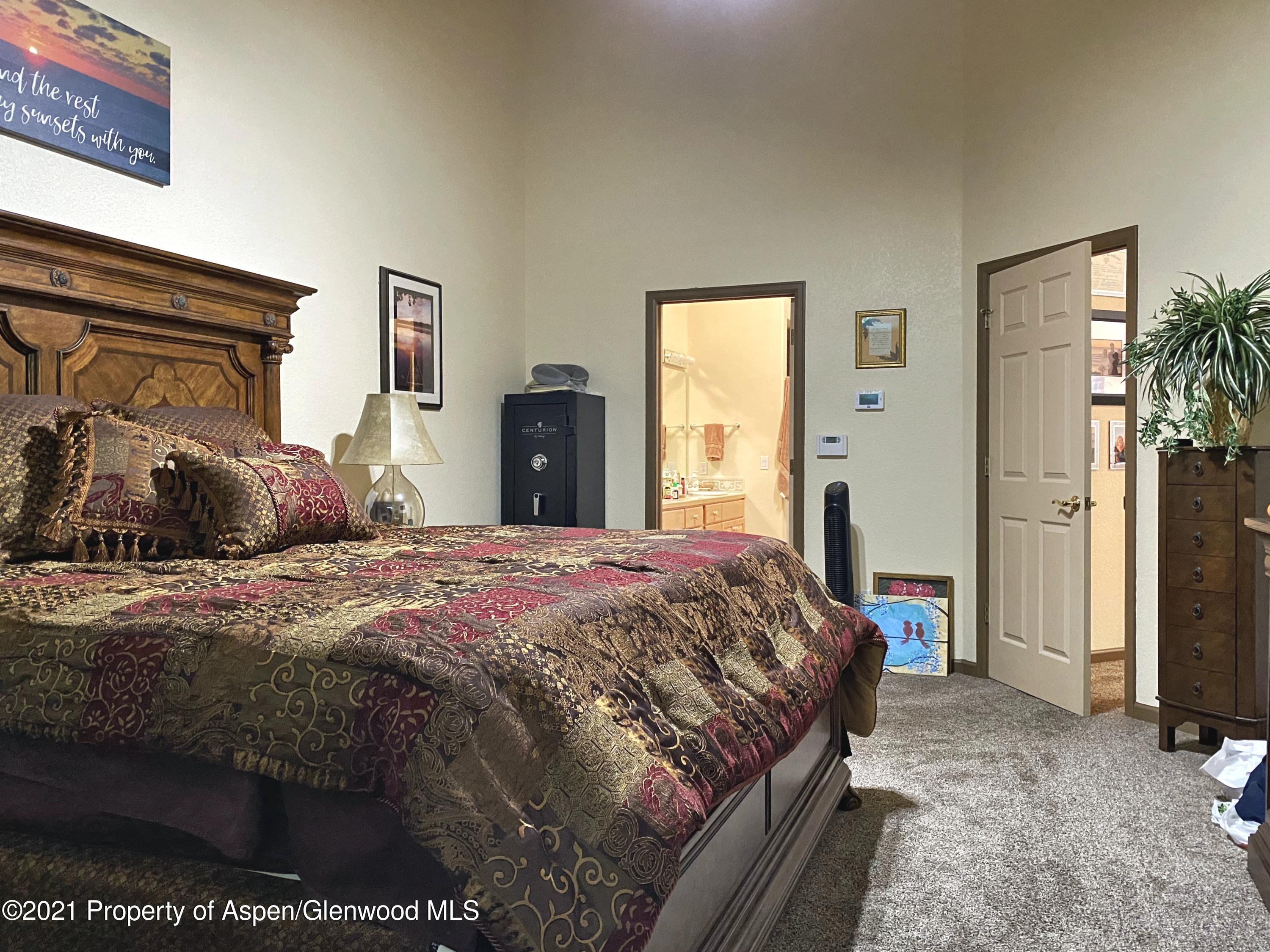 154 South Ridge Court Parachute, CO 81635 - Photo 6 of 11 IMG_0253
