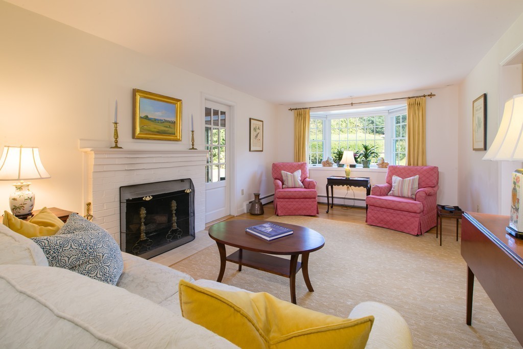 169 Plainfield Road Concord, MA 01742 - Photo 5 of 29 Gallery Image 5