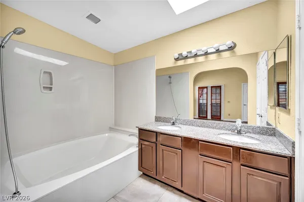 $250,000 | 711 Bass Drive, Unit D, Henderson, NV 89014