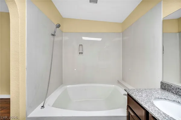 $250,000 | 711 Bass Drive, Unit D, Henderson, NV 89014