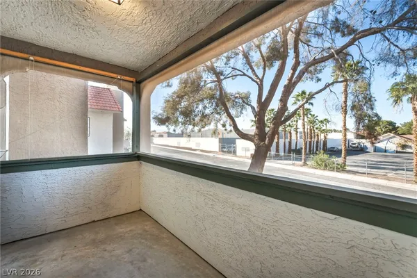 $250,000 | 711 Bass Drive, Unit D, Henderson, NV 89014