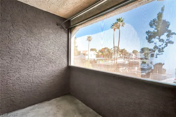 $250,000 | 711 Bass Drive, Unit D, Henderson, NV 89014