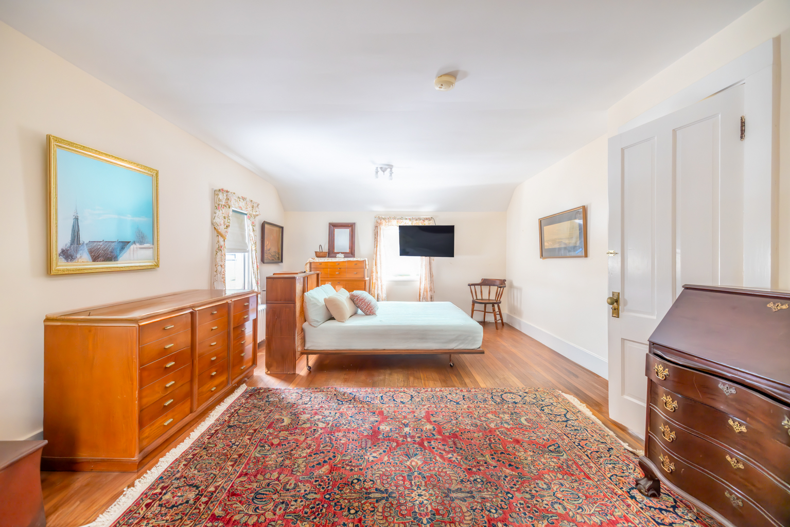 35 West Chester Street Nantucket, MA 02554 - Photo 9 of 14