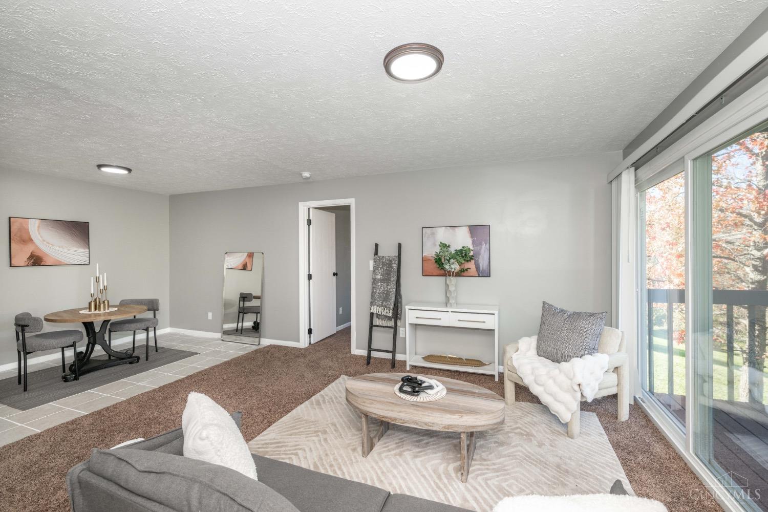 9317 Winton Road, Unit 4 Cincinnati, OH 45231 - Photo 5 of 35 Gallery Image 5